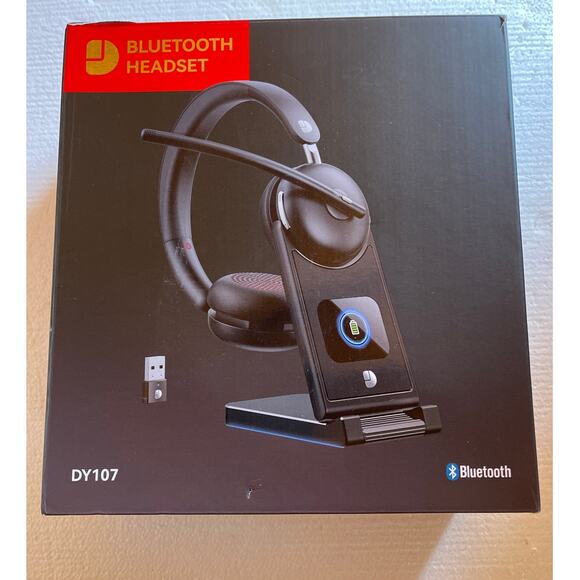 Noise Cancelling Wireless Headset with Mic and Smart Multi Function Dock - Picture 2 of 4